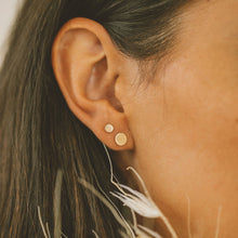 Load image into Gallery viewer, Lux Stud Earrings