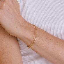 Load image into Gallery viewer, Figaro Chain Bracelet