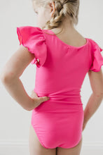 Load image into Gallery viewer, Milla &amp; Rose Flutter Sleeve Leo