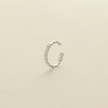 Load image into Gallery viewer, Poppy Ear Cuff - Single
