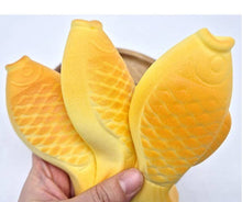Load image into Gallery viewer, Taiyaki Bread Squishy – Ultra Soft Slow Rising Fidget