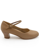 Load image into Gallery viewer, Capezio Cassie Jr. Character Shoe 831