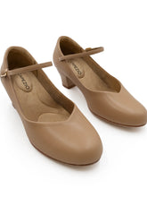 Load image into Gallery viewer, Capezio Cassie Jr. Character Shoe 831