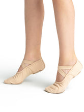 Load image into Gallery viewer, Capezio Hanami® Canvas Ballet Shoe - Child 2037C
