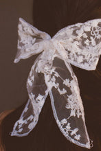 Load image into Gallery viewer, Martha Bow Barrette