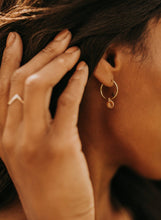 Load image into Gallery viewer, Evie Hoop Earrings