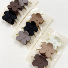 Load image into Gallery viewer, Mini Flower Hair Claw Set new fashion ￼