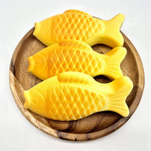 Load image into Gallery viewer, Taiyaki Bread Squishy – Ultra Soft Slow Rising Fidget